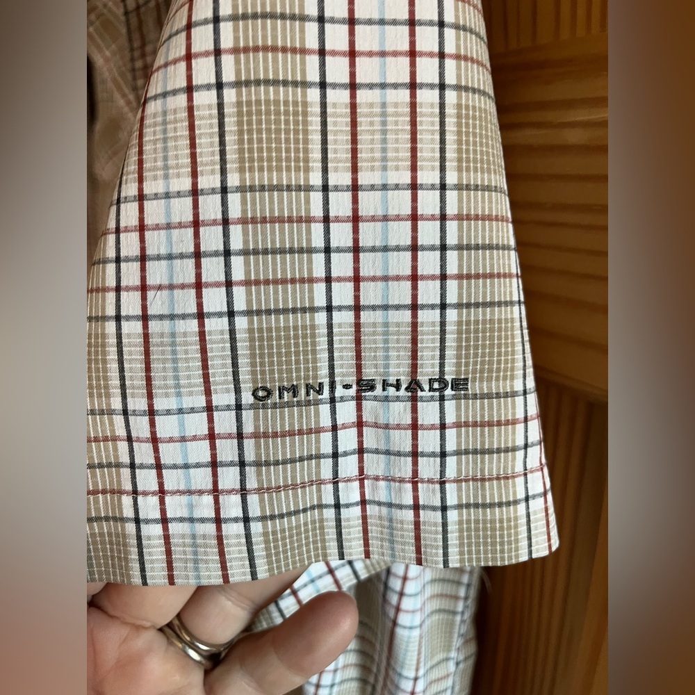Columbia Men’s Red,‎ Tan and Black Plaid Shirt Size Large - Picture 11 of 13